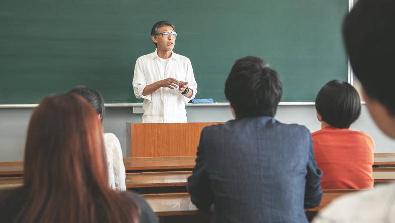 “长聘制”正在改变,如何保障大学教师的创造力?